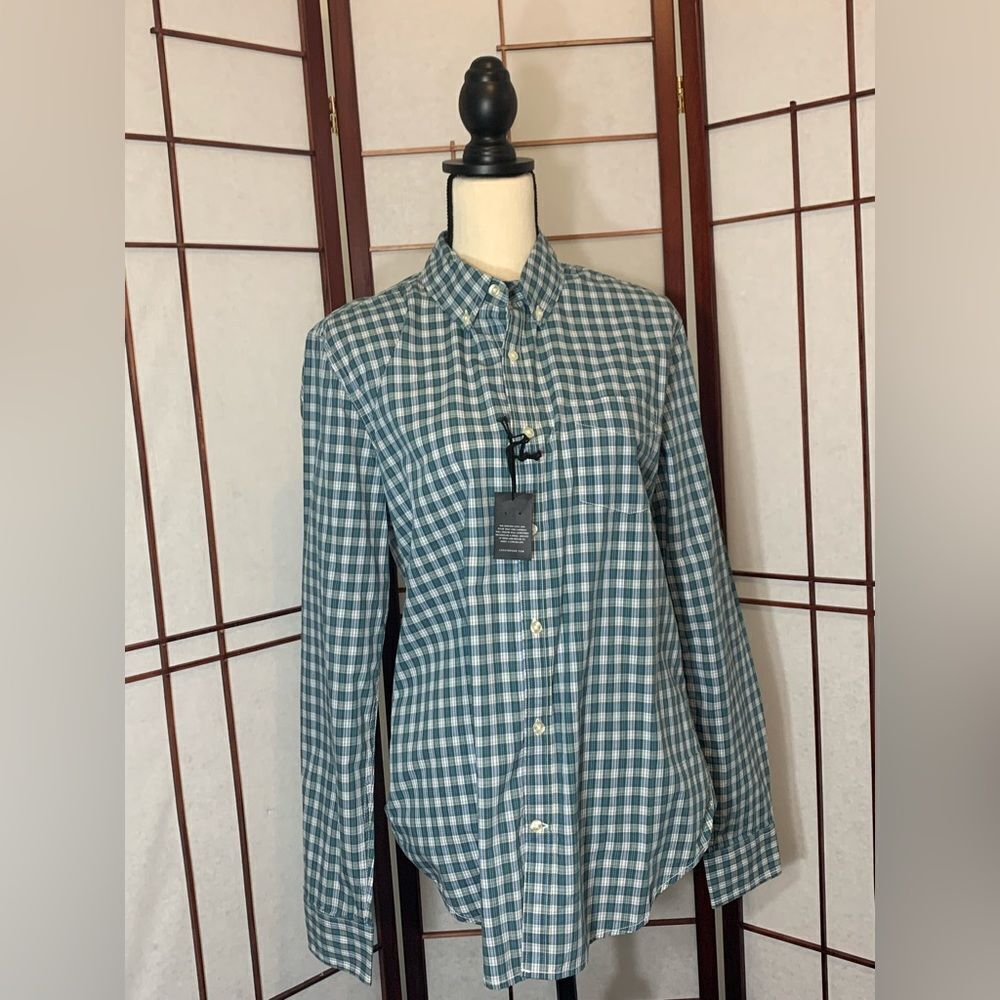 Lucky Brand slim fit green plaid button down shirt with pocket